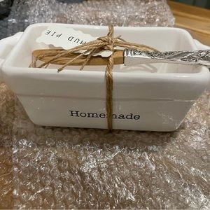 New Mud Pie butter dish